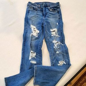 Super stretch ripped jeans